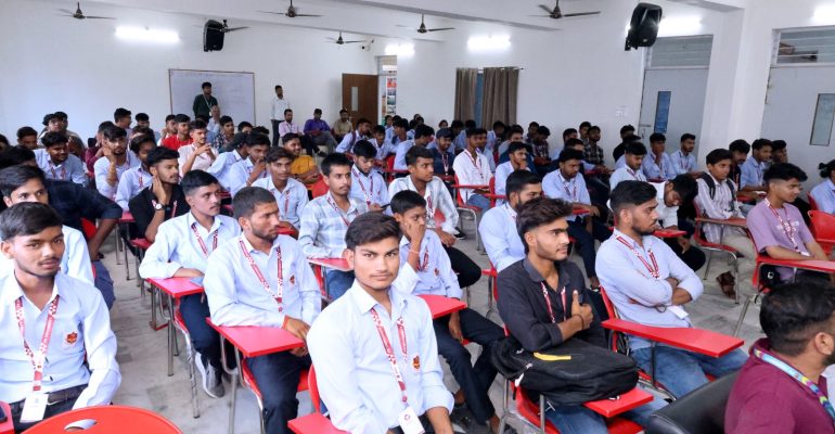 WhatsApp Image 2025-09-05 at 11.39.43 (1)